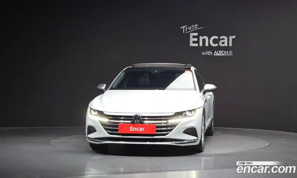 Volkswagen Arteon 2022 2.0 Автомат в Москве № 168816, фото 9
