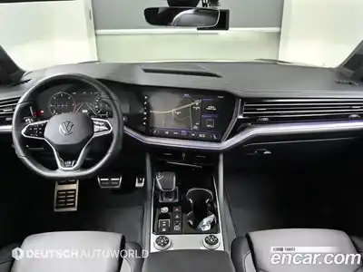 Volkswagen Touareg 2023 3.0 Автомат в Москве № 169143, миниатюра 7