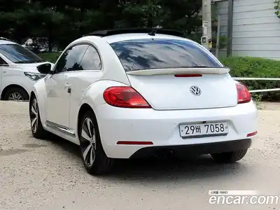 Volkswagen Beatle 2013 2.0 Автомат в Москве № 169267, миниатюра 3