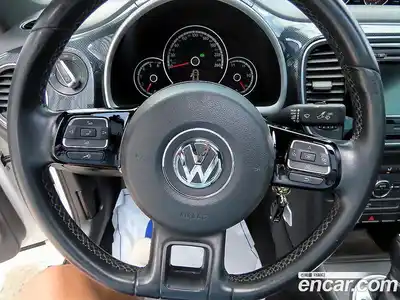 Volkswagen Beatle 2013 2.0 Автомат в Москве № 169267, миниатюра 6