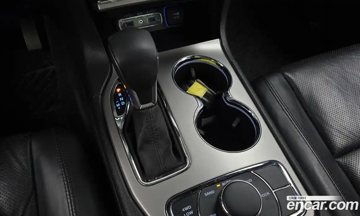 Jeep Cherokee 2019 3.6 Автомат в Москве № 169551, фото 16