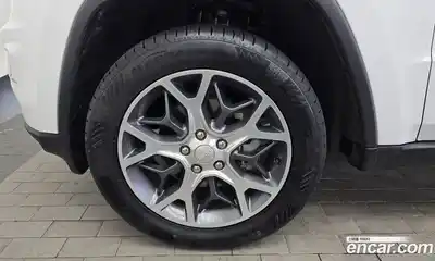 Jeep Cherokee 2019 3.6 Автомат в Москве № 169551, миниатюра 4