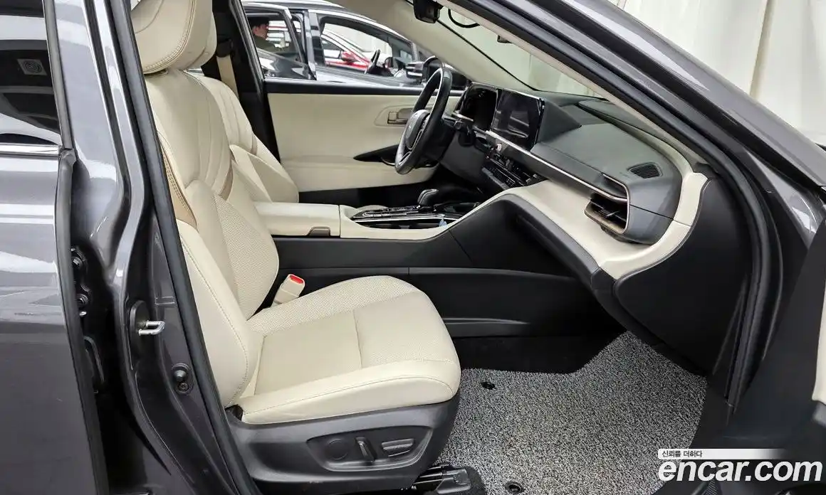 Toyota Crown 2024 2.5 Автомат в Москве № 170248, фото 11