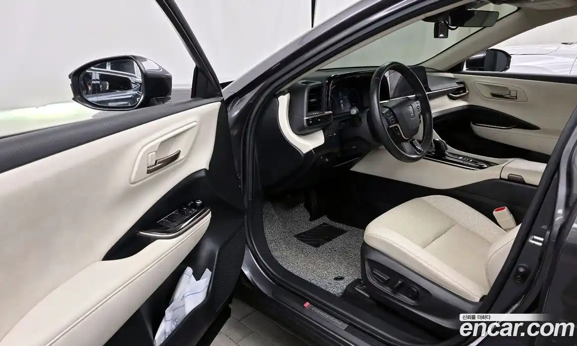 Toyota Crown 2024 2.5 Автомат в Москве № 170248, фото 10