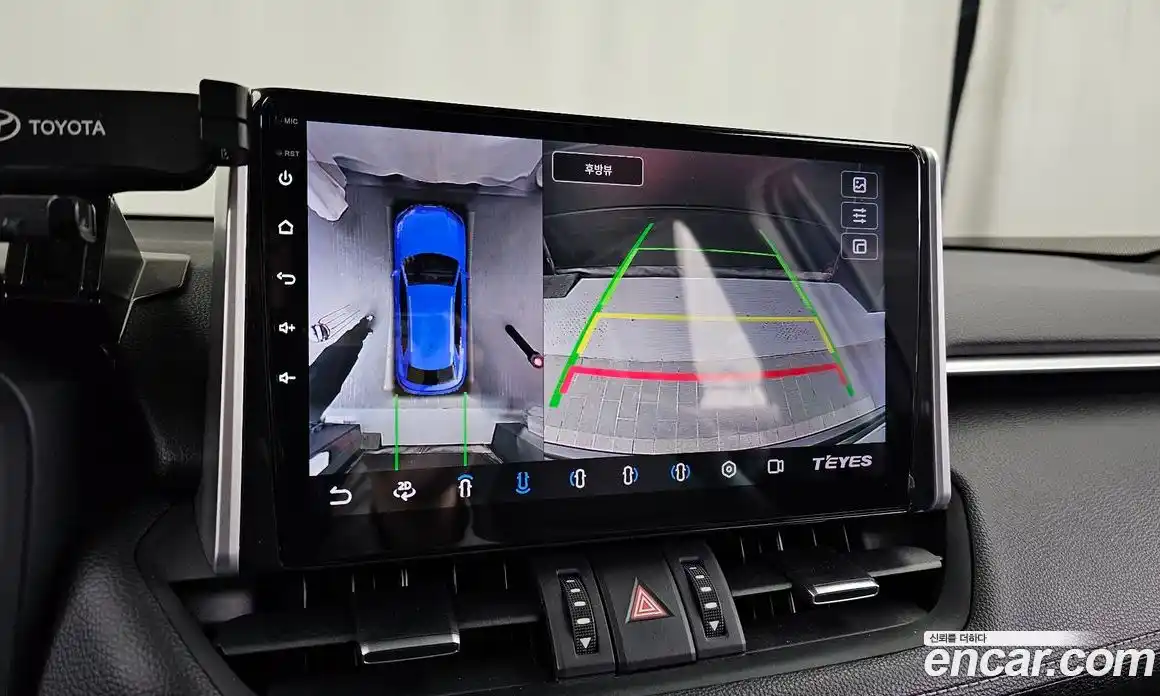 Toyota RAV4 2022 2.5 Автомат в Москве № 170313, фото 15