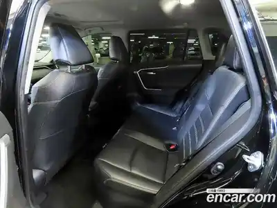 Toyota RAV4 2020 2.5 Автомат в Москве № 170331, миниатюра 10