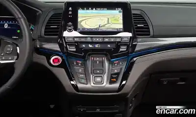 Honda Odyssey 2023 3.5 Автомат в Москве № 170425, миниатюра 5