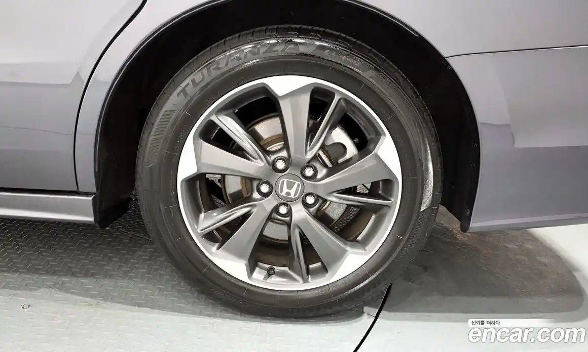 Honda Odyssey 2023 3.5 Автомат в Москве № 170425, фото 8