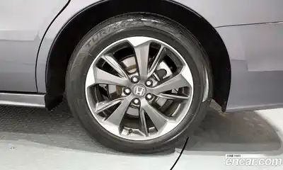 Honda Odyssey 2023 3.5 Автомат в Москве № 170425, миниатюра 8