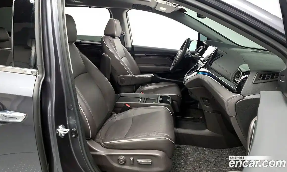 Honda Odyssey 2023 3.5 Автомат в Москве № 170425, фото 9