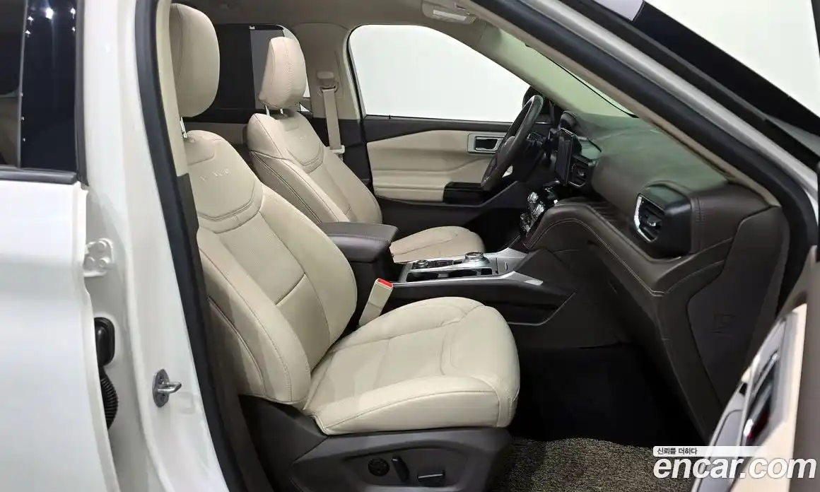 Ford Explorer 2021 3.0 Автомат в Москве № 170890, фото 8