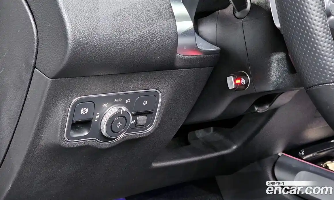 Mercedes-Benz GLB-Class 2023 2.0 Автомат в Москве № 171324, фото 14