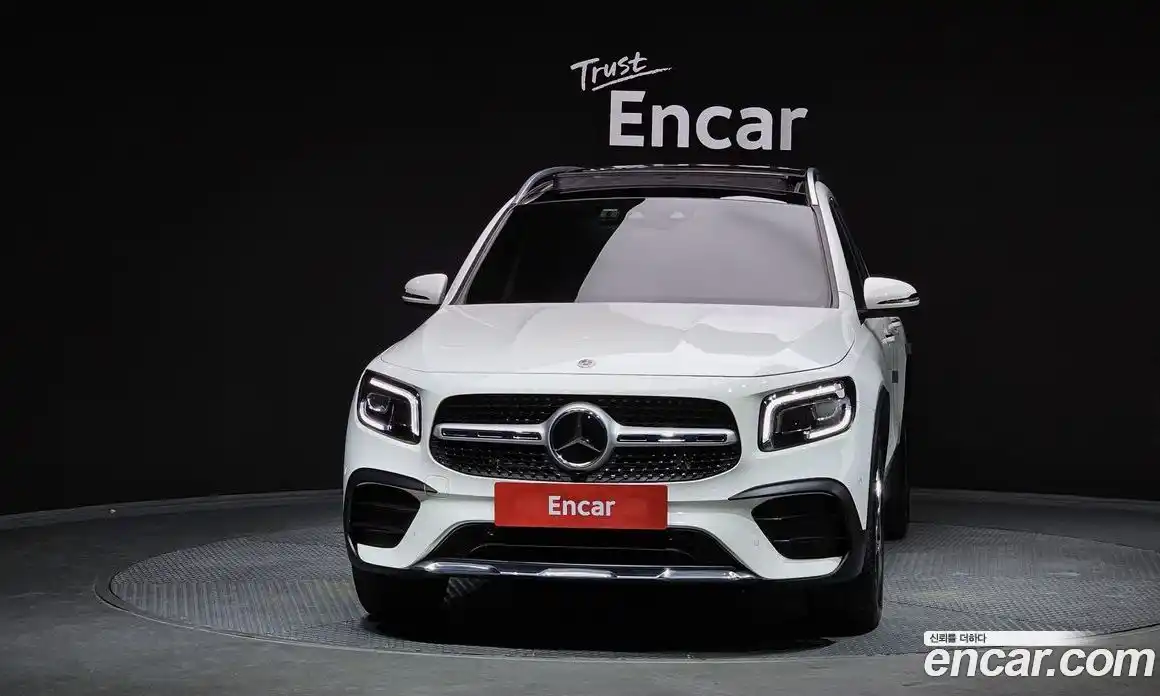 Mercedes-Benz GLB-Class 2023 2.0 Автомат в Москве № 171324, фото 3