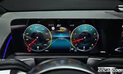 Mercedes-Benz GLB-Class 2023 2.0 Автомат в Москве № 171324, миниатюра 8