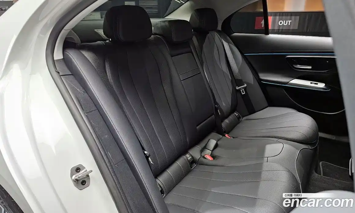 Mercedes-Benz E-Class 2025 2.0 Автомат в Москве № 178346, фото 11