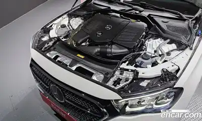 Mercedes-Benz E-Class 2025 2.0 Автомат в Москве № 178346, миниатюра 6