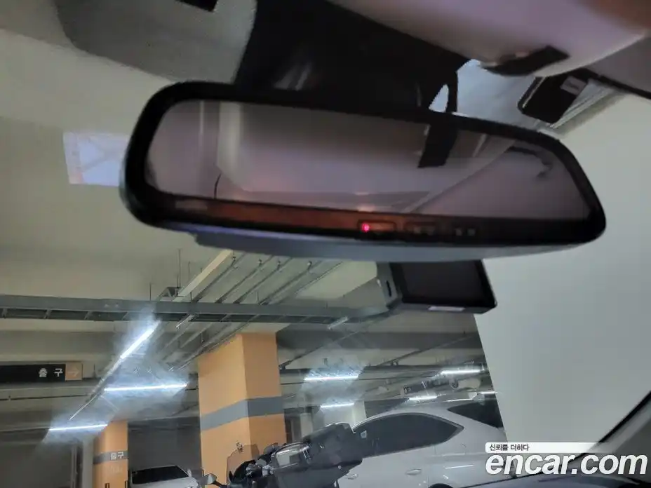 Renault SM6 2019 2.0 Автомат в Москве № 180152, фото 17