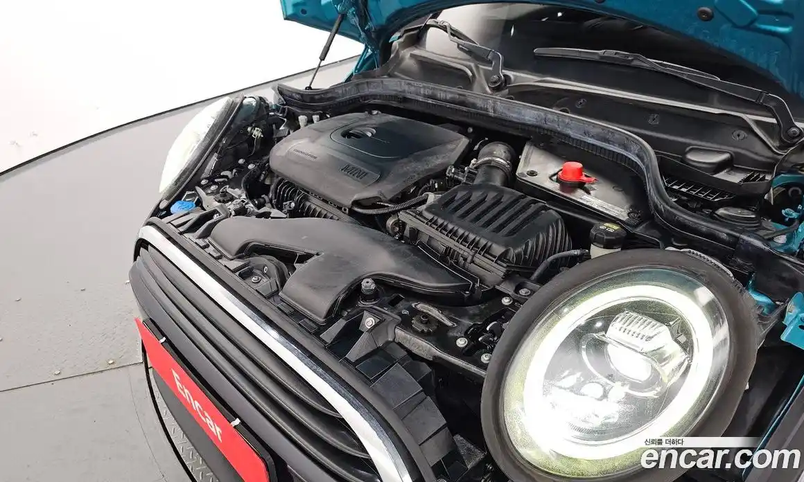 Mini Cooper Convertible 2021 1.5 Автомат в Москве № 184258, фото 16