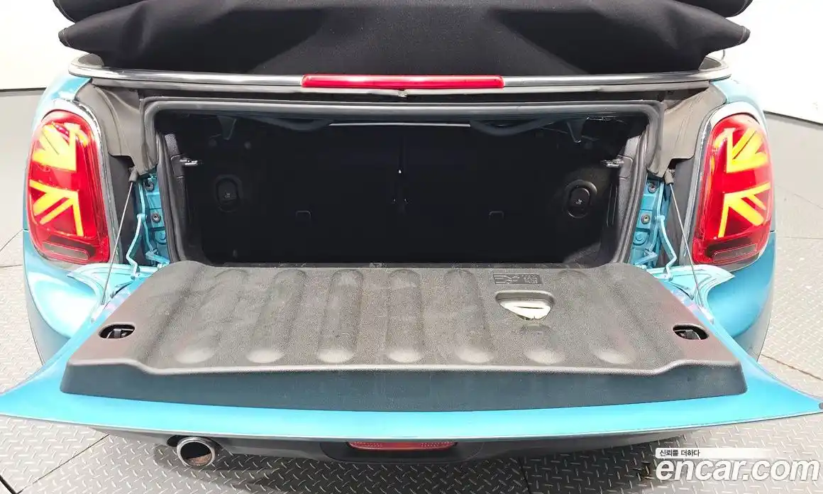 Mini Cooper Convertible 2021 1.5 Автомат в Москве № 184258, фото 20