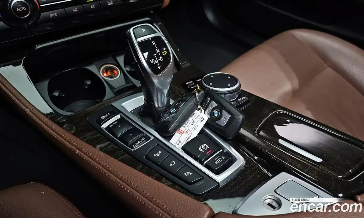 BMW 5-Series 2016 2.0 Автомат в Москве № 193049, фото 3