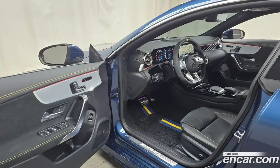 Mercedes-Benz CLA-Class 2023 2.0 Автомат в Москве № 193761, фото 11