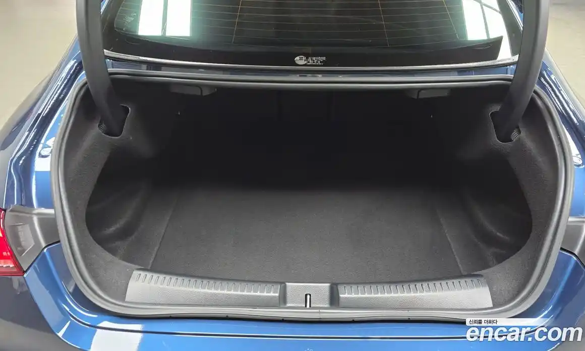 Mercedes-Benz CLA-Class 2023 2.0 Автомат в Москве № 193761, фото 13