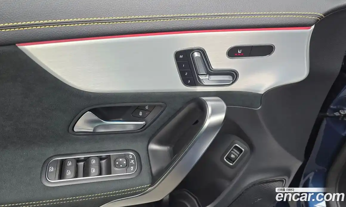 Mercedes-Benz CLA-Class 2023 2.0 Автомат в Москве № 193761, фото 3