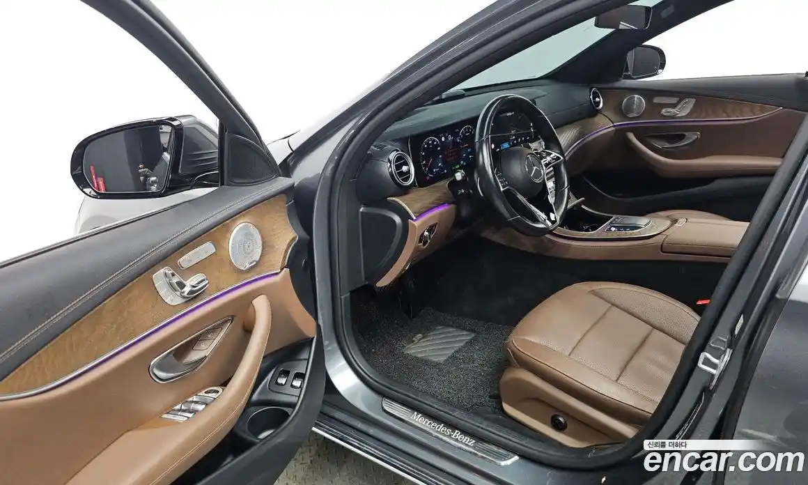 Mercedes-Benz E-Class 2021 2.0 Автомат в Москве № 194488, фото 13