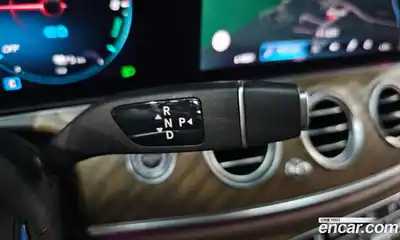 Mercedes-Benz E-Class 2021 2.0 Автомат в Москве № 194488, миниатюра 2