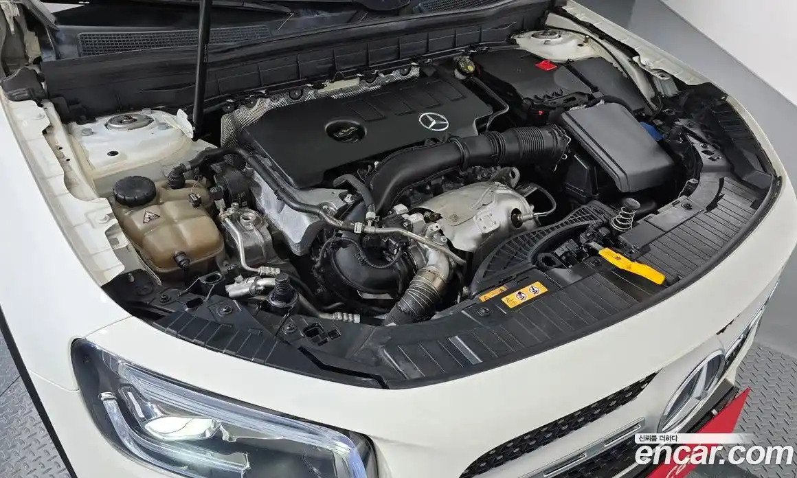 Mercedes-Benz GLB-Class 2021 2.0 Автомат в Москве № 194539, фото 12