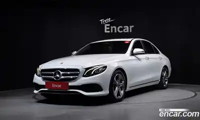 Mercedes-Benz E-Class 2019 2.0 Автомат в Москве № 194897, миниатюра 4