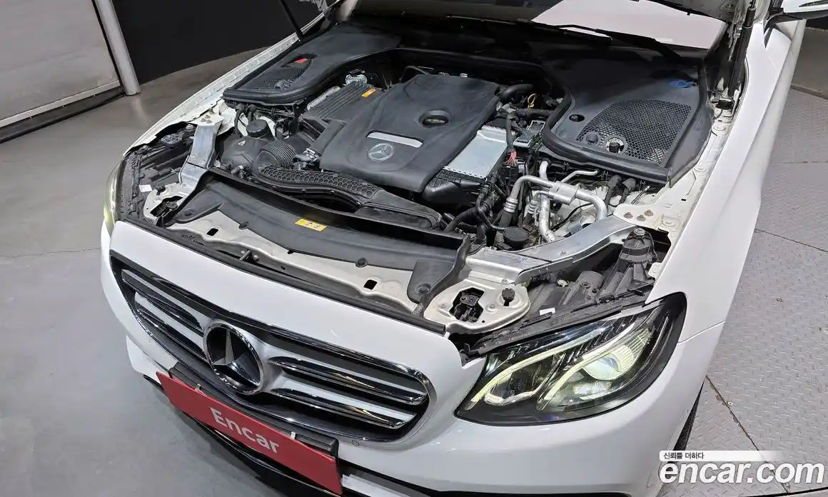 Mercedes-Benz E-Class 2019 2.0 Автомат в Москве № 194897, фото 10