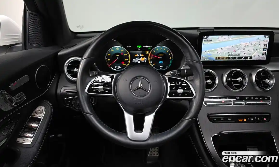 Mercedes-Benz GLC-Class 2021 2.0 Автомат в Москве № 195422, фото 17