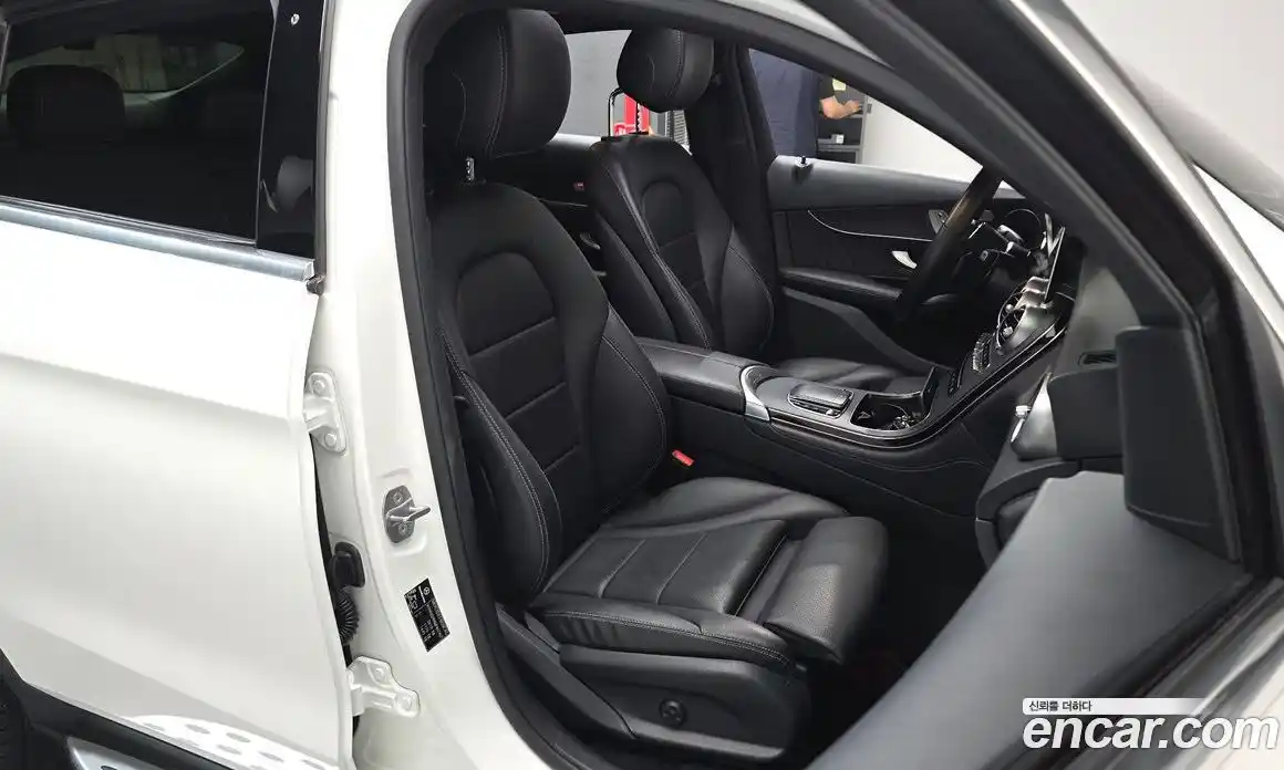 Mercedes-Benz GLC-Class 2021 2.0 Автомат в Москве № 195422, фото 20