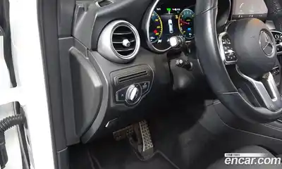 Mercedes-Benz GLC-Class 2021 2.0 Автомат в Москве № 195422, миниатюра 2