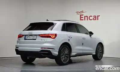 Audi Q3 2023 2.0 Автомат в Москве № 196214, миниатюра 2