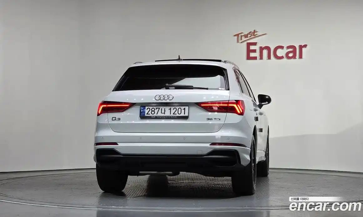 Audi Q3 2023 2.0 Автомат в Москве № 196214, фото 4