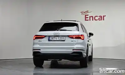 Audi Q3 2023 2.0 Автомат в Москве № 196214, миниатюра 4