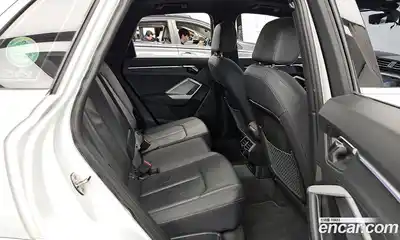 Audi Q3 2022 2.0 Автомат в Москве № 196269, миниатюра 12