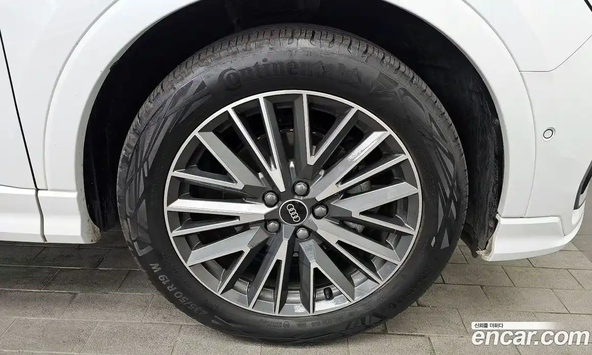 Audi Q3 2022 2.0 Автомат в Москве № 196269, фото 5