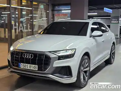 Audi Q8 2022 3.0 Автомат в Москве № 196793, миниатюра 2