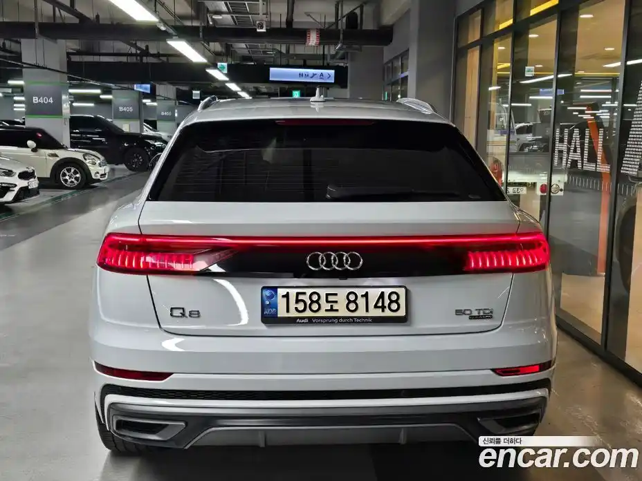 Audi Q8 2022 3.0 Автомат в Москве № 196793, фото 5