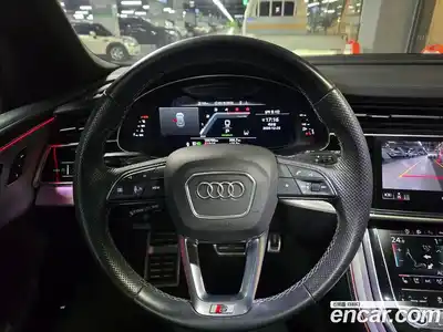 Audi Q8 2022 3.0 Автомат в Москве № 196793, миниатюра 9