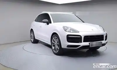 Porsche Cayenne 2019 3.0 Автомат в Москве № 197941, миниатюра 6