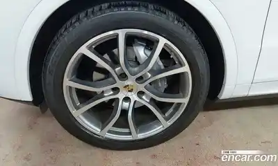 Porsche Cayenne 2019 3.0 Автомат в Москве № 197941, миниатюра 7