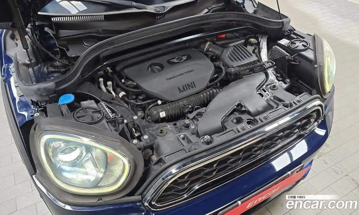 Mini Countryman 2018 2.0 Автомат в Москве № 198432, фото 16