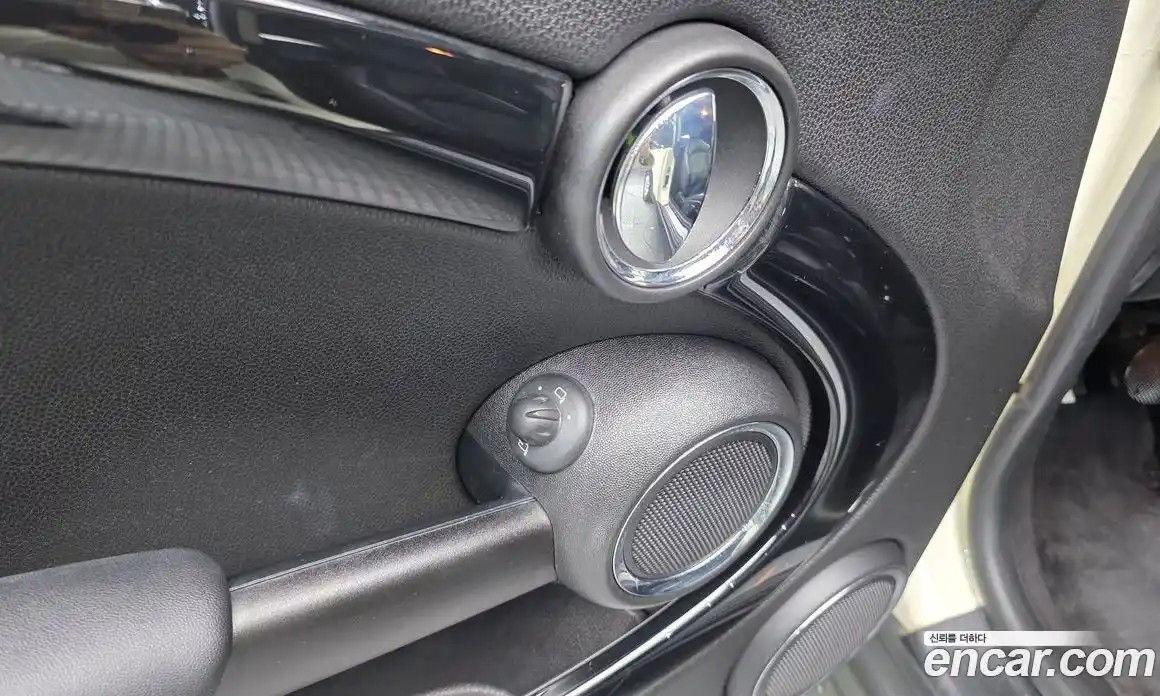 Mini Cooper 2013 2.0 Автомат в Москве № 198438, фото 8