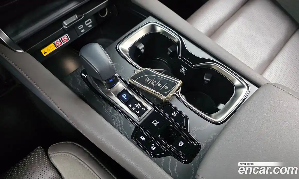 Lexus RX 2024 2.5 Автомат в Москве № 198785, фото 15