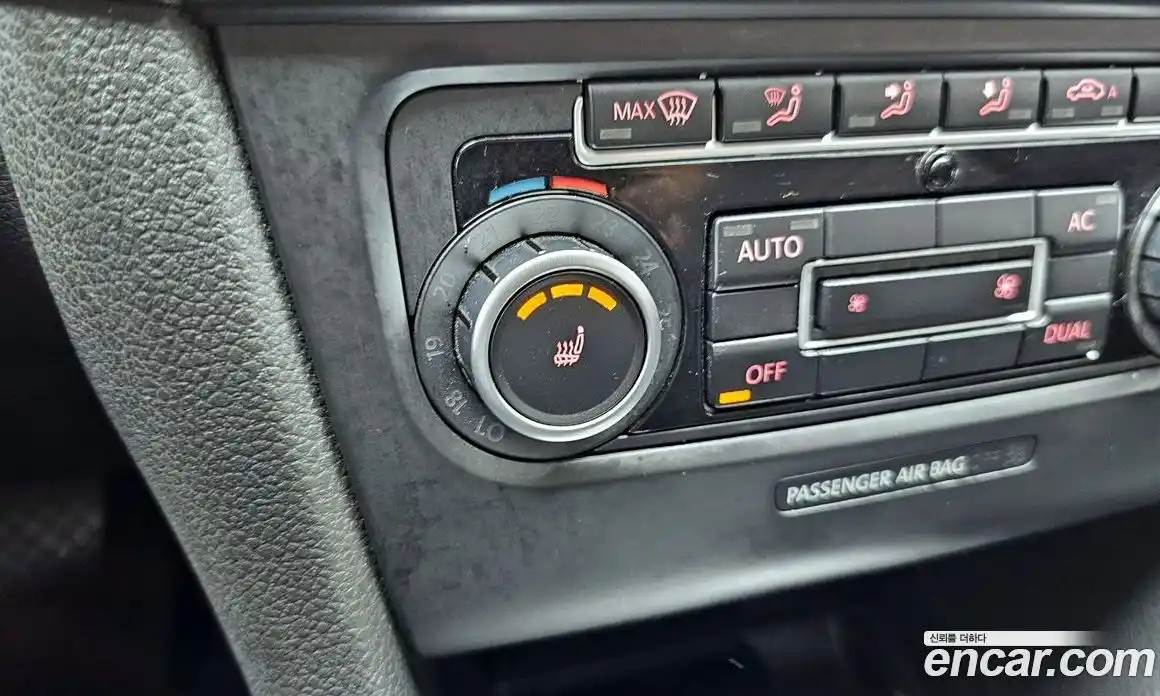 Volkswagen Golf 2010 2.0 Автомат в Москве № 199187, фото 3