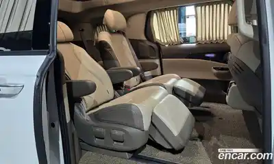 Kia Canival 2023 3.5 Автомат в Москве № 19946, миниатюра 12